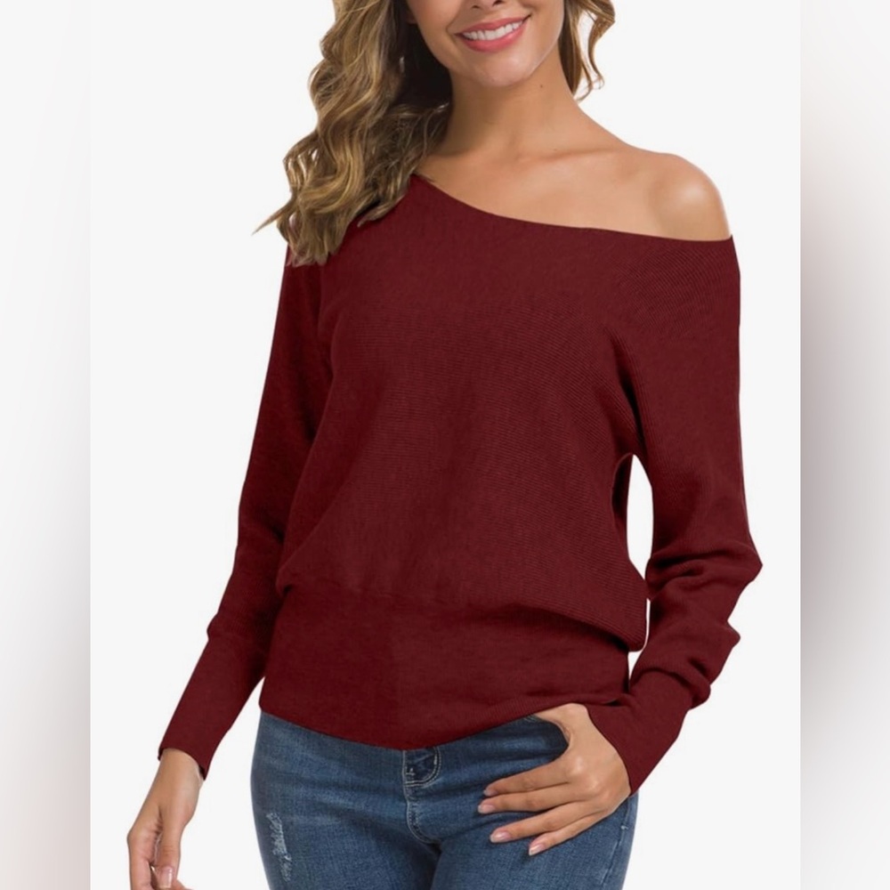 Elegant Women's Scoop Neck Sweater in Deep Purple